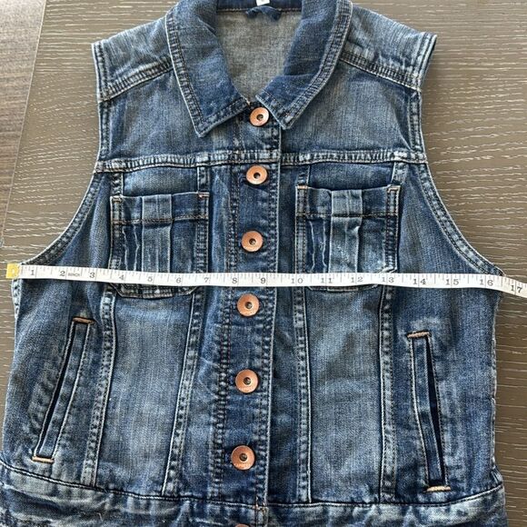 Express Denim Medium Wash Vest with Copper Buttons Cotton Blend Women’s Size M - Picture 6 of 12